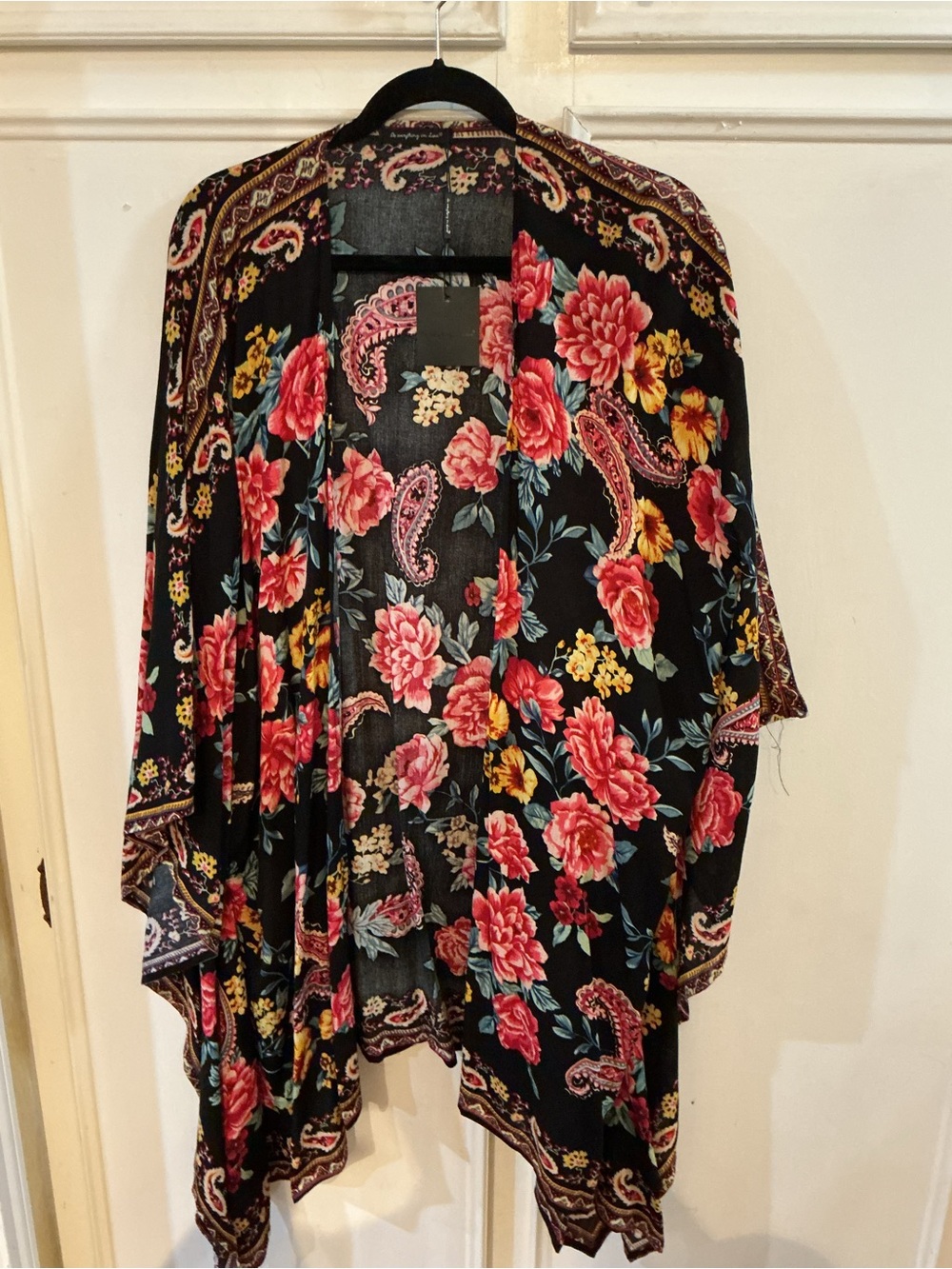 Do everything in love Black Floral Paisley Open Kimono
